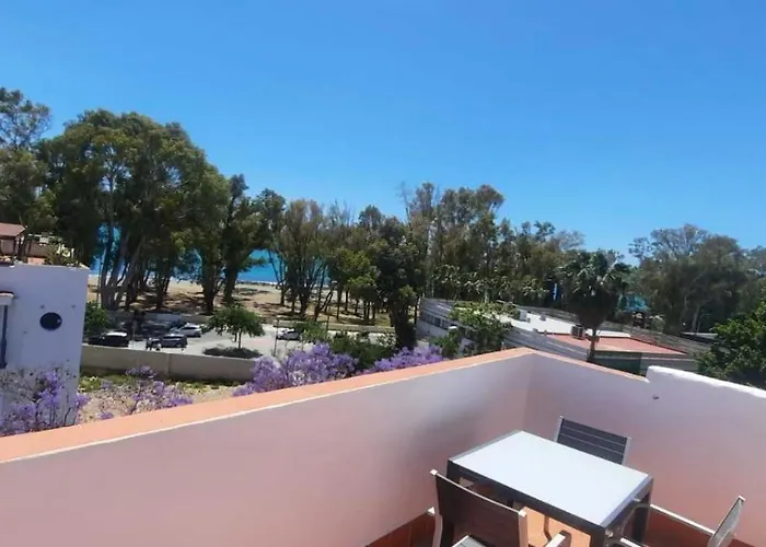 Atico Con Terraza Frente Playa Pedregalejo